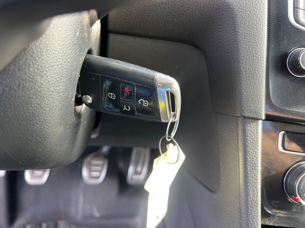 Used 2016 Volkswagen GTI S FWD image 30