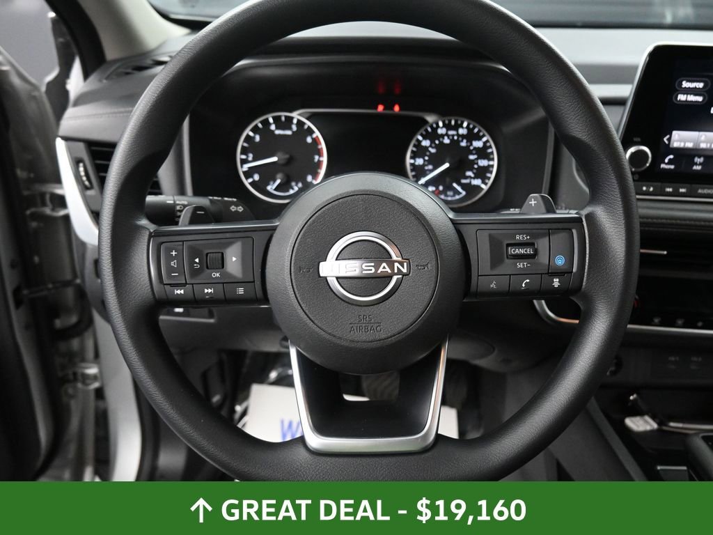 Used 2024 Nissan Rogue SV image 33