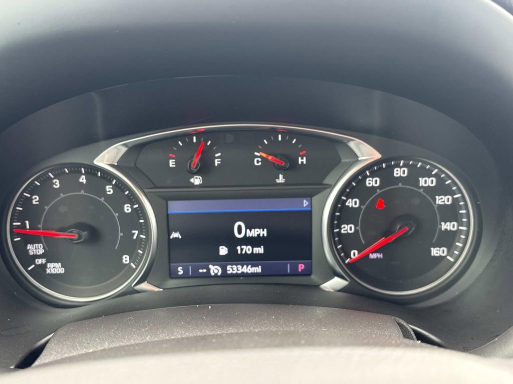 Used 2024 GMC Terrain SLT image 31