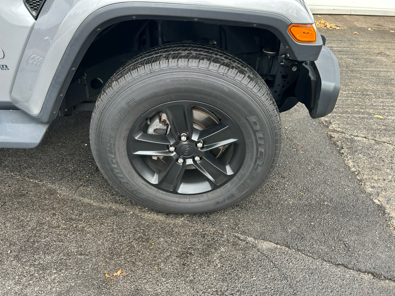 Used 2020 Jeep Wrangler Unlimited Sahara image 18