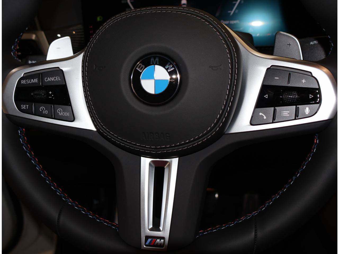 New 2027 BMW X6 M60i AWD/4WD image 21