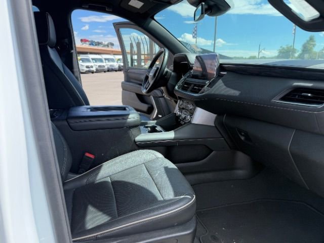 Used 2023 GMC Yukon XL SLT image 65