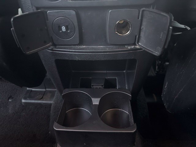 Used 2023 Ford Explorer XLT AWD/4WD image 21