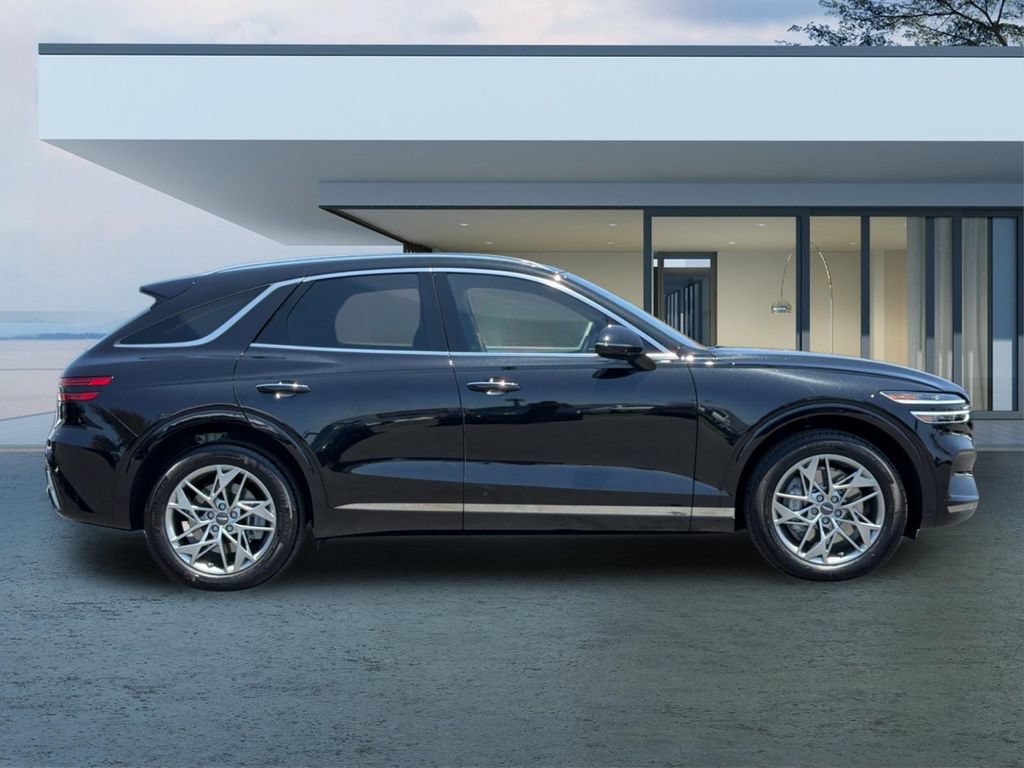 Used 2025 Genesis GV70 2.5T AWD/4WD image 3