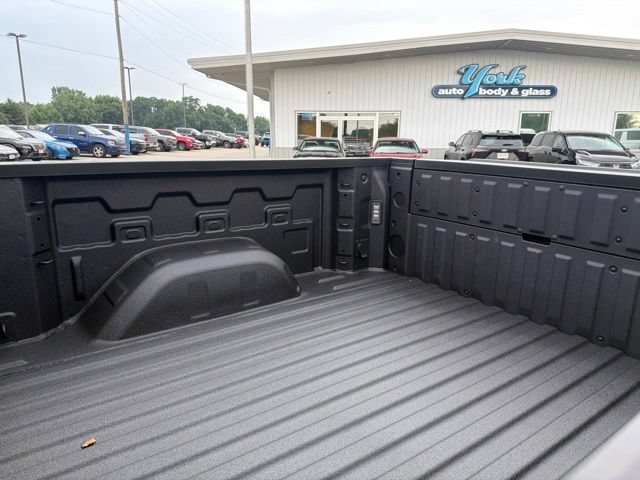 New 2026 GMC Sierra 1500 SLT w/ SLT Premium Plus Package AWD/4WD image 12