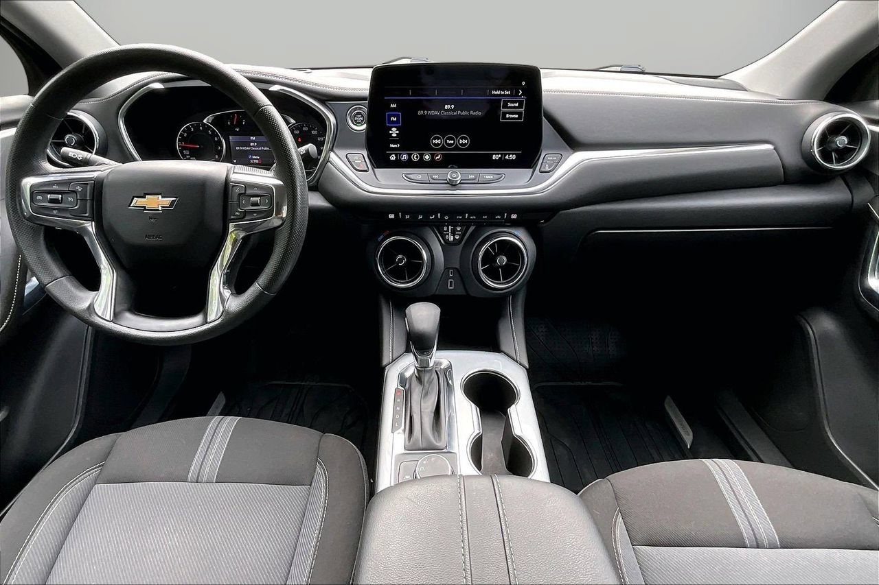 Used 2023 Chevrolet Blazer LT w/ Midnight/Sport Edition FWD image 14
