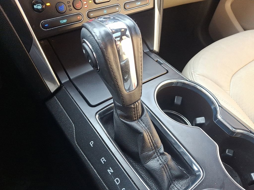 Used 2019 Ford Explorer Limited w/ Ford Safe & Smart Package image 16