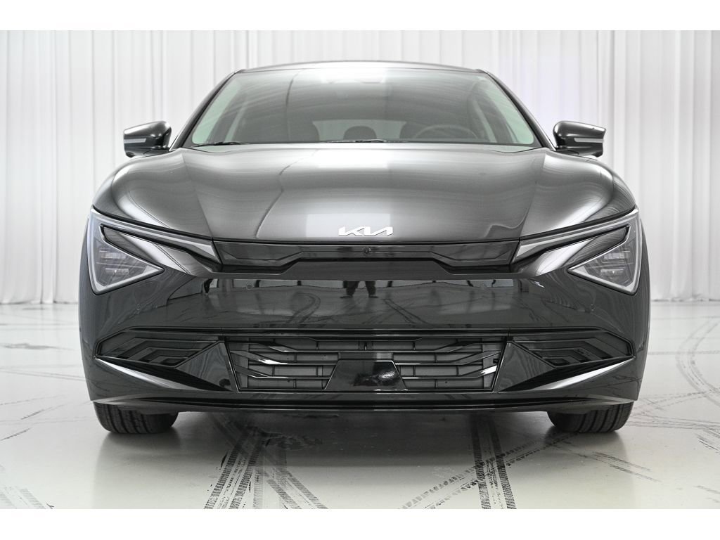 New 2025 Kia EV6 Wind image 3