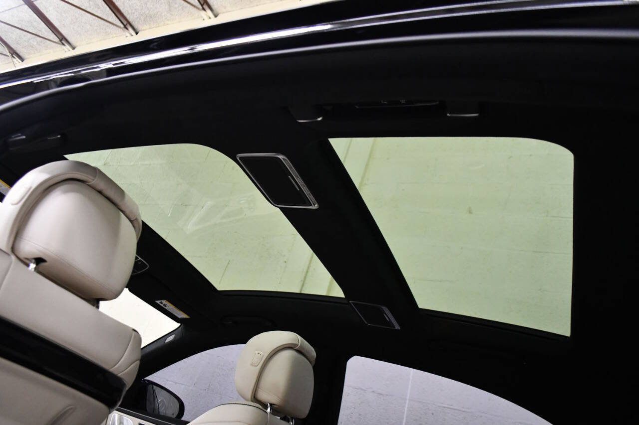 Used 2019 Mercedes-Benz S 560 4MATIC Sedan image 25