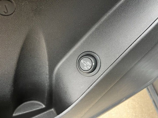 Used 2024 Chevrolet Equinox LT image 13