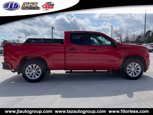 Used 2020 Chevrolet Silverado 1500 Custom w/ Custom Value Package AWD/4WD image 8