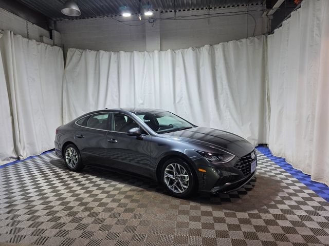 Used 2023 Hyundai Sonata SEL w/ Convenience Package FWD image 2