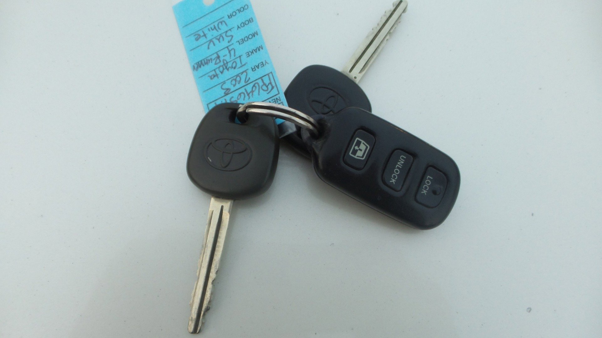 Used 2005 Toyota 4Runner SR5 AWD/4WD image 24