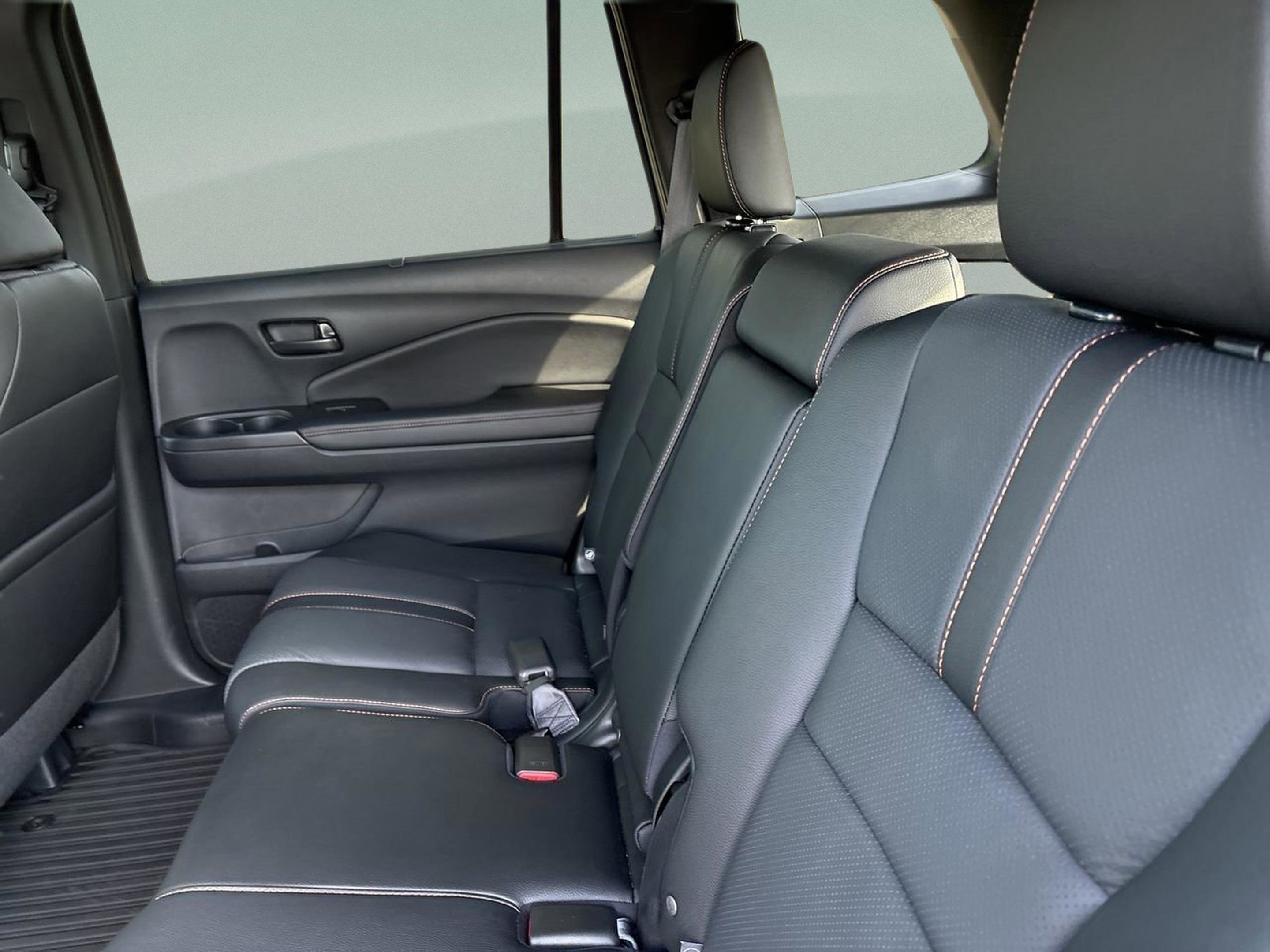 Used 2024 Honda Passport TrailSport image 18