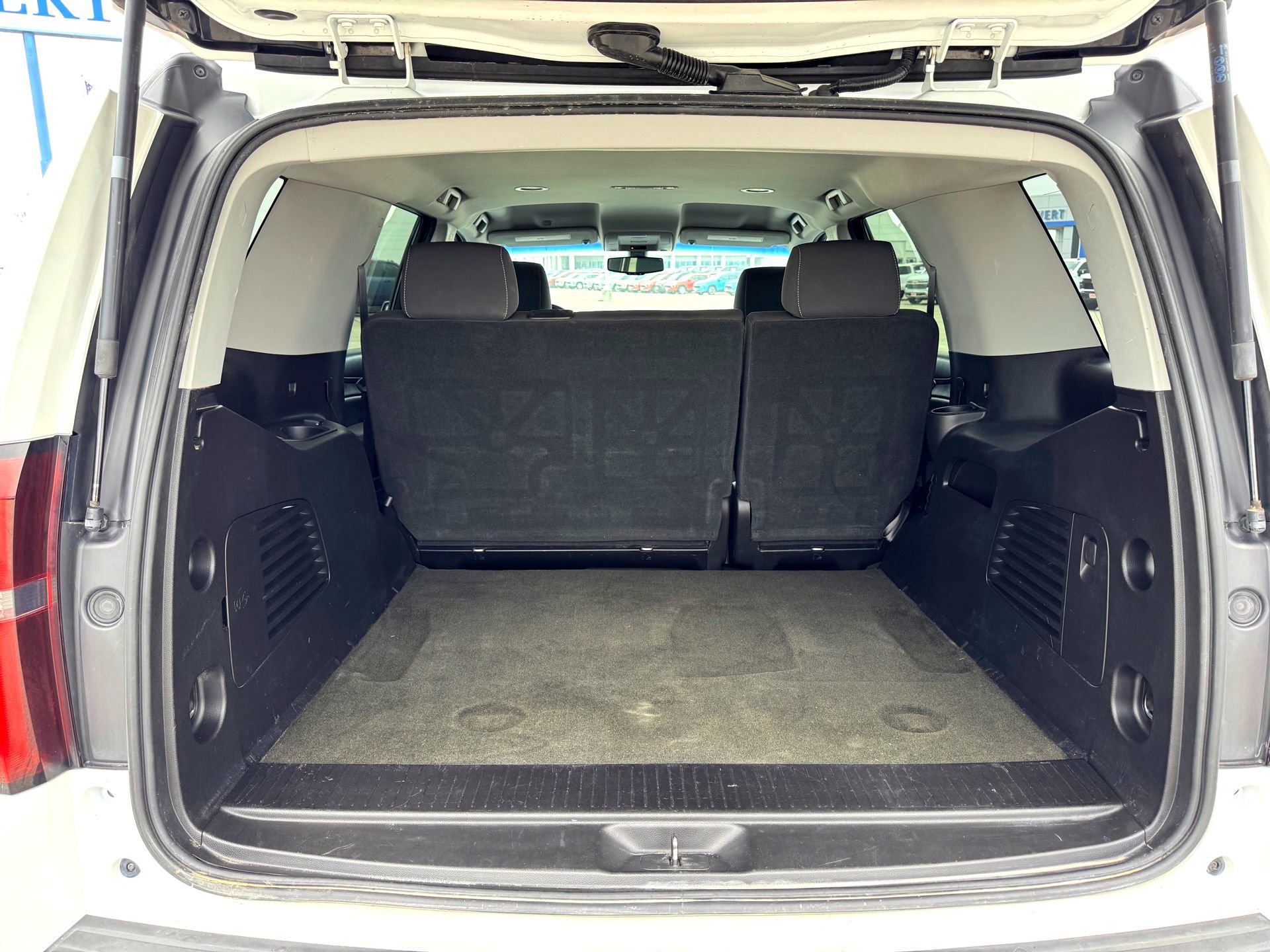 Used 2018 Chevrolet Tahoe LS RWD image 8