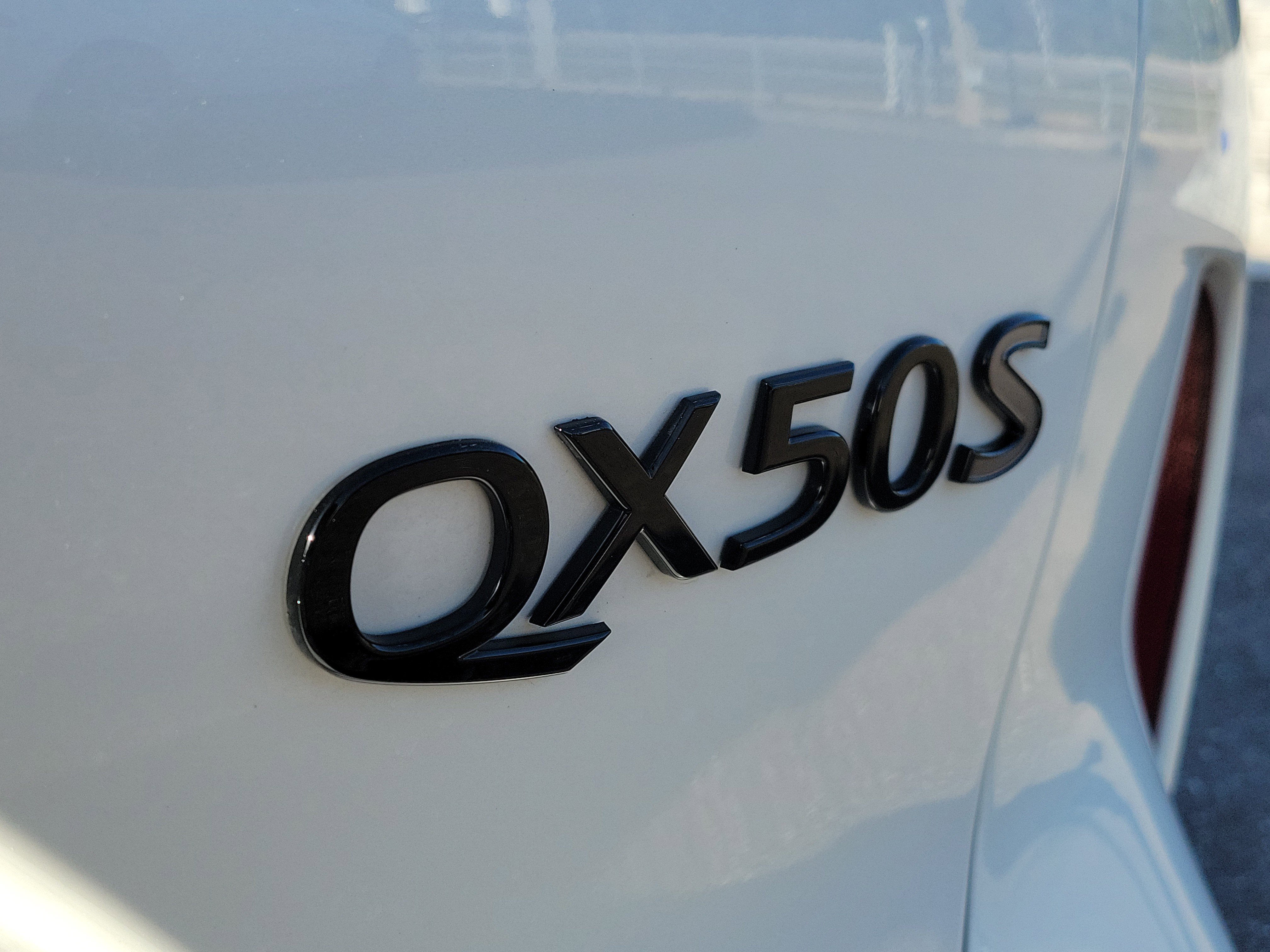 Certified 2025 INFINITI QX50 Sport image 9