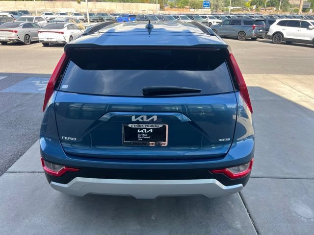 Used 2023 Kia Niro EX w/ EX Cold Weather Package FWD image 5