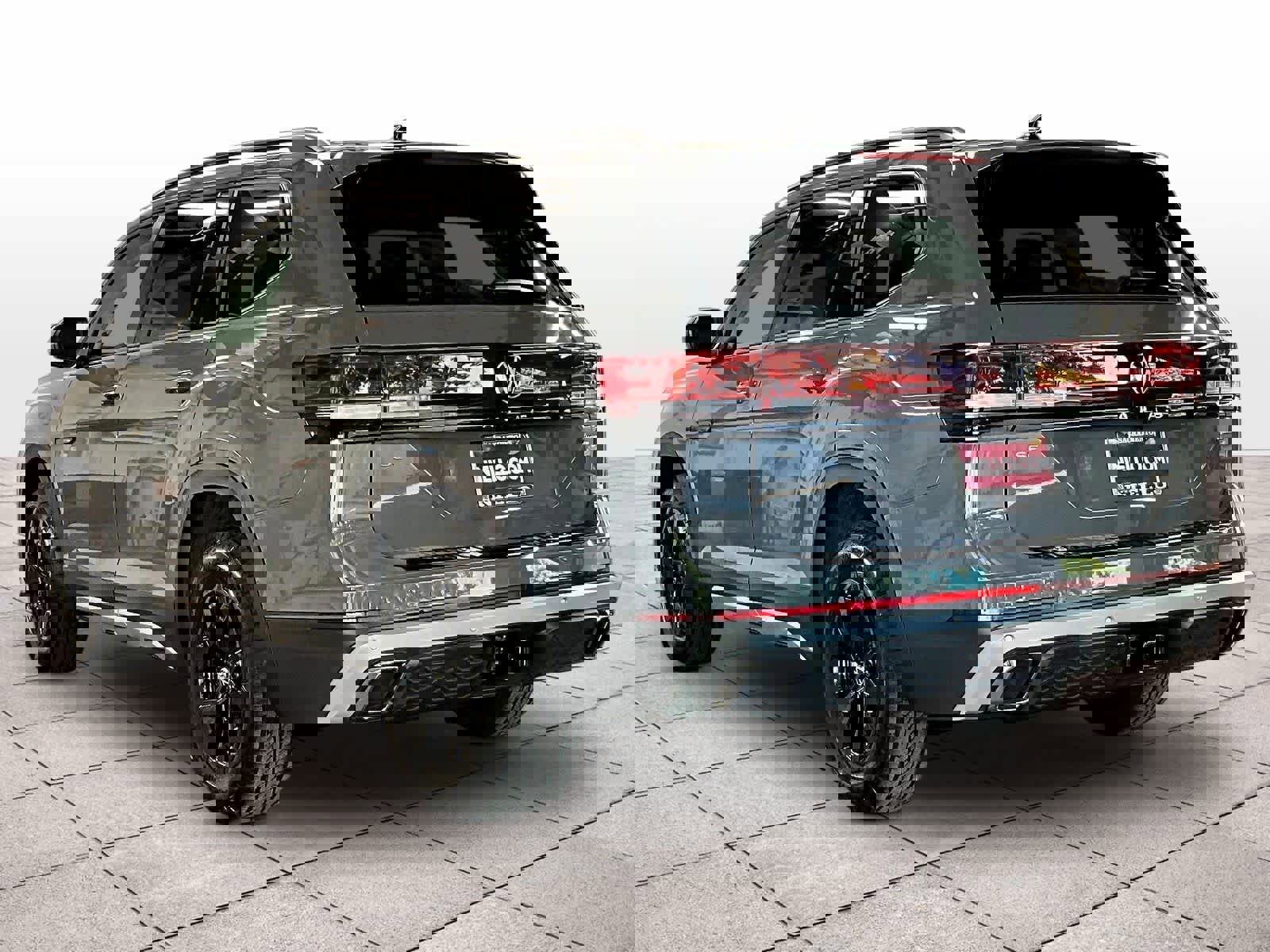 New 2026 Volkswagen Atlas Peak Edition image 3