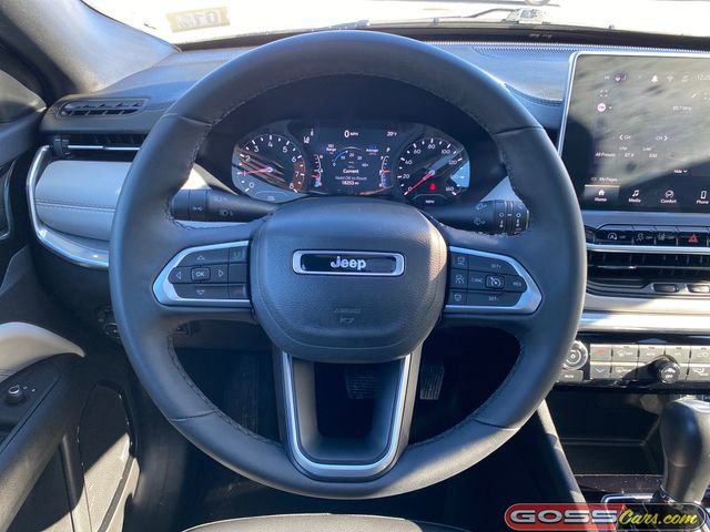 Certified 2024 Jeep Compass Limited w/ Sun and Sound Group image 16