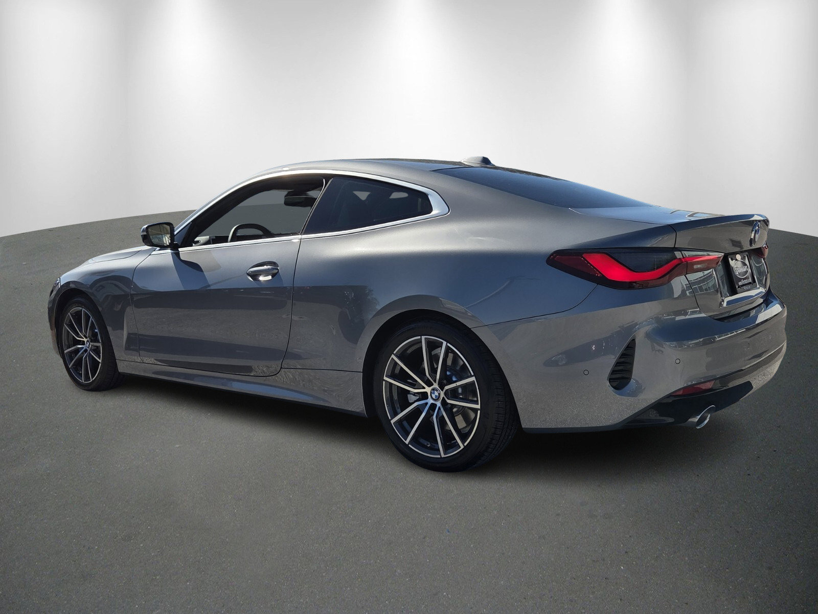 New 2026 BMW 430i Coupe w/ Parking Assistance Package image 5