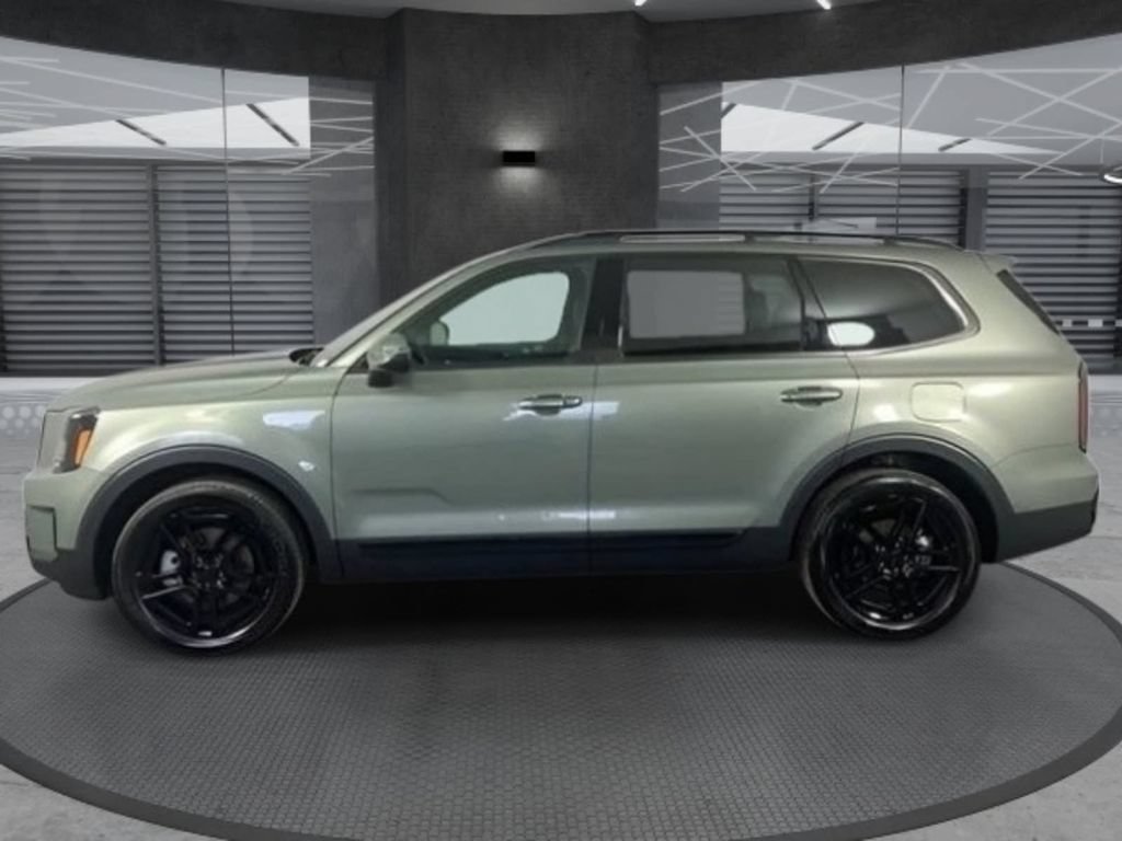 Used 2025 Kia Telluride EX X-Line AWD/4WD image 8