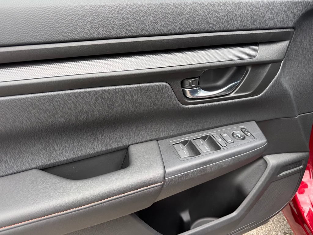 Used 2026 Honda CR-V Sport image 18