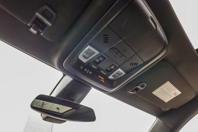 Used 2023 Cadillac XT6 Luxury image 59