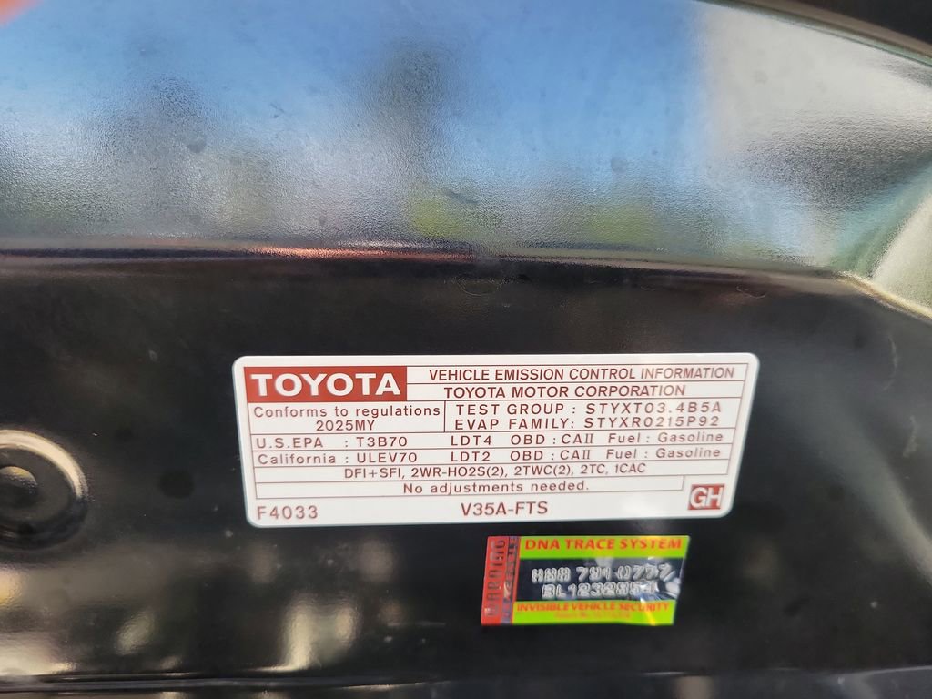 Used 2025 Toyota Tundra Limited image 25