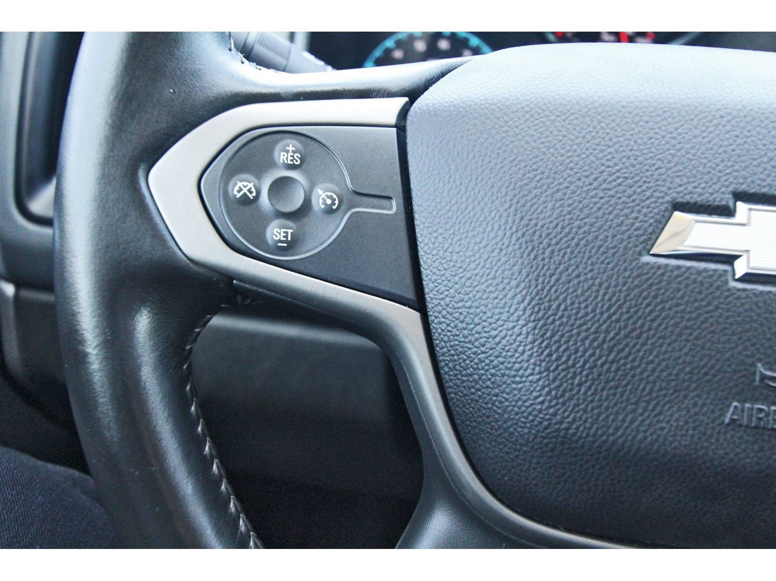 Used 2018 Chevrolet Colorado Z71 w/ Centennial Edition image 15