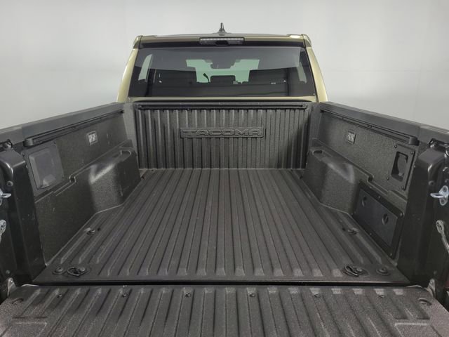 Used 2025 Toyota Tacoma TRD Sport image 26
