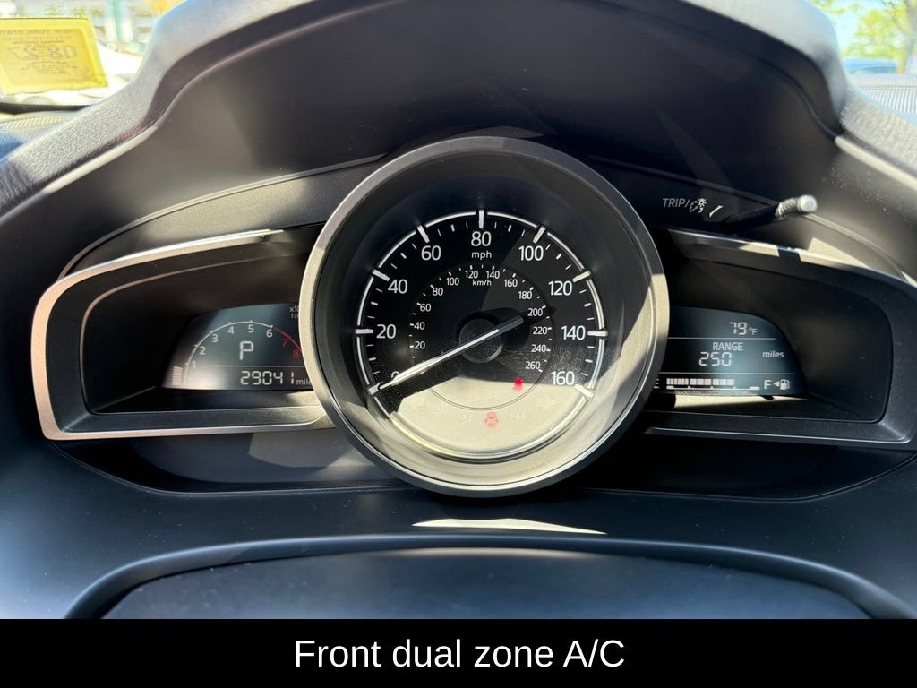 Used 2018 MAZDA MAZDA3 Touring FWD image 10