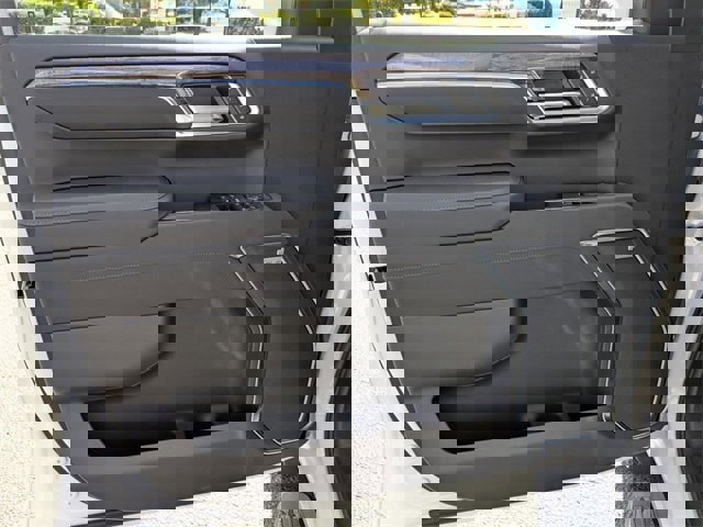 New 2026 Chevrolet Silverado 1500 LTZ w/ LTZ Premium Package image 11