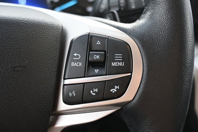 Used 2020 Ford Explorer XLT w/ Comfort Package AWD/4WD image 38