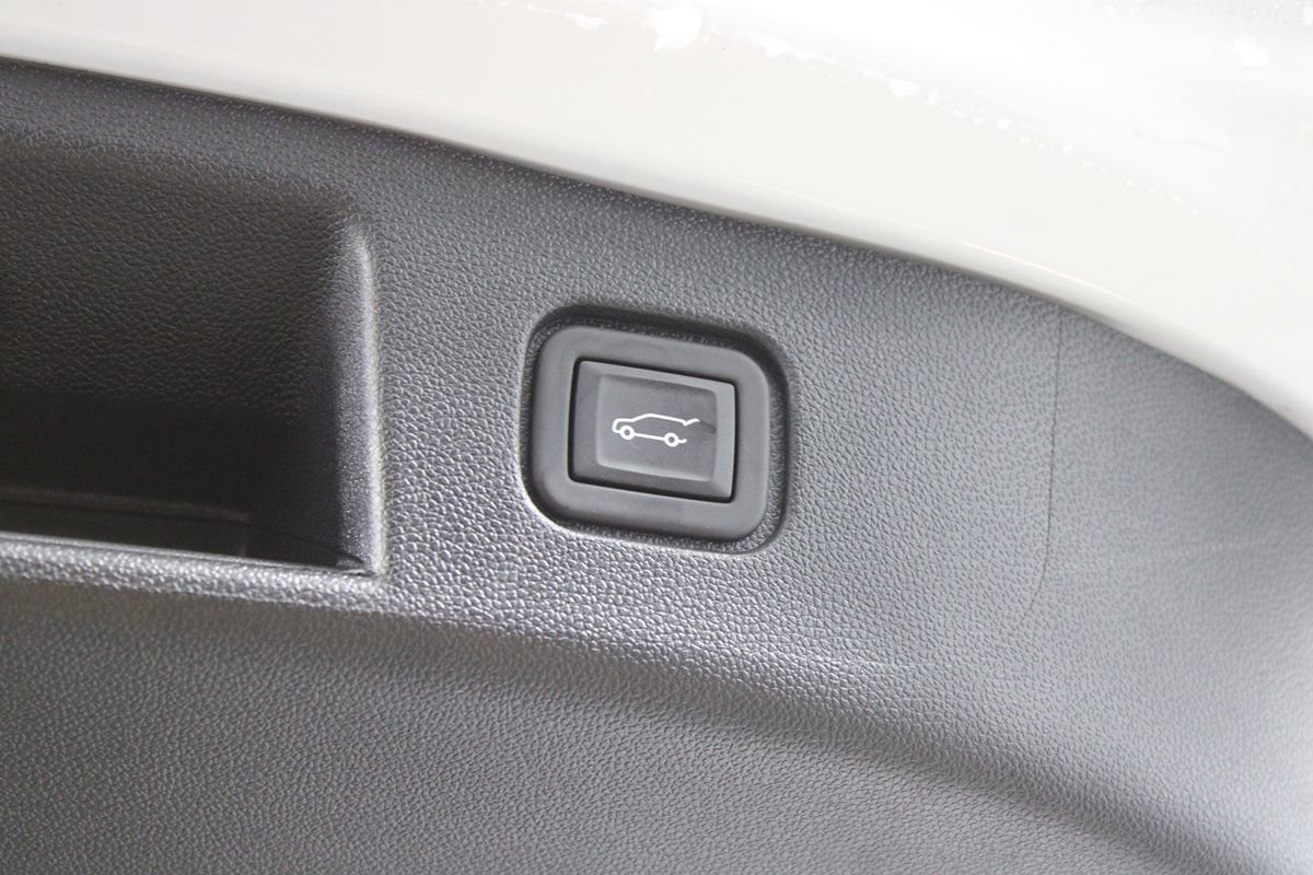 Used 2024 Chevrolet Blazer EV LT image 24
