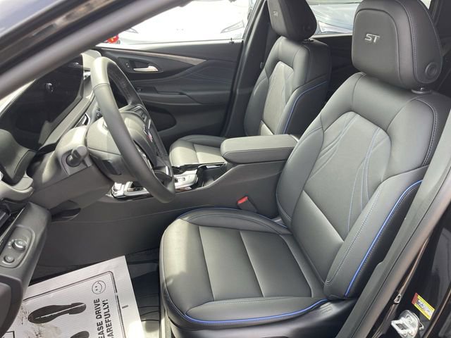 New 2026 Buick Envista Sport Touring w/ Convenience I Package FWD image 11