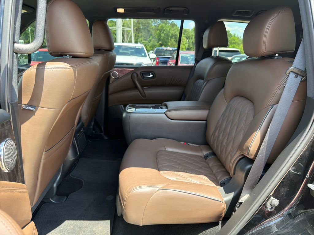 Used 2024 Nissan Armada Platinum w/ Captain's Chairs Package RWD image 27