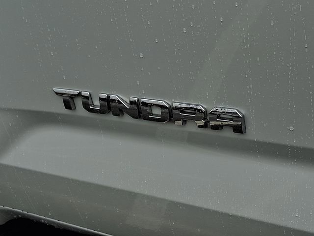 Used 2024 Toyota Tundra Limited image 29