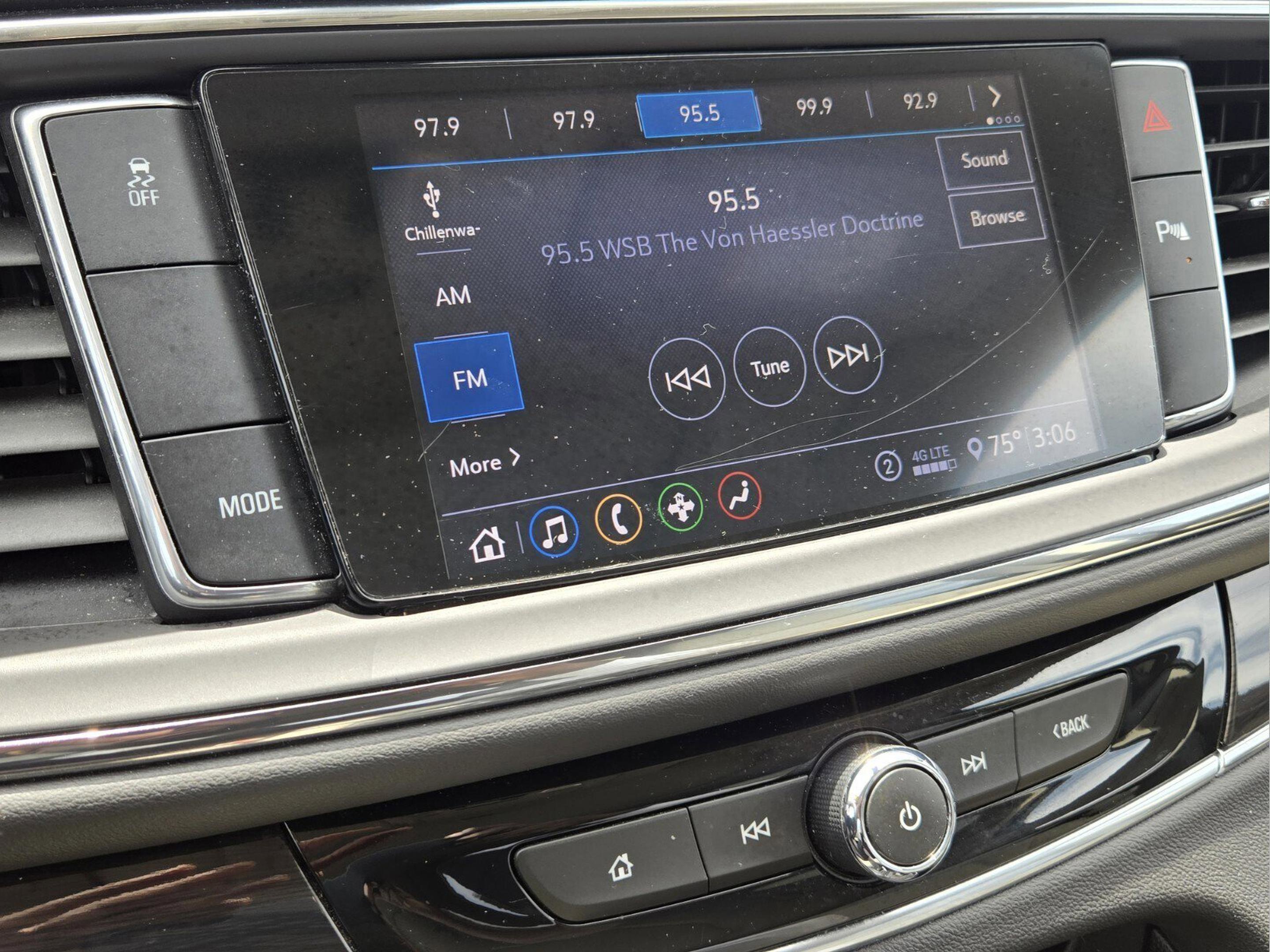 Used 2020 Buick Enclave Essence w/ Trailering Package, 5000 lbs. FWD image 22