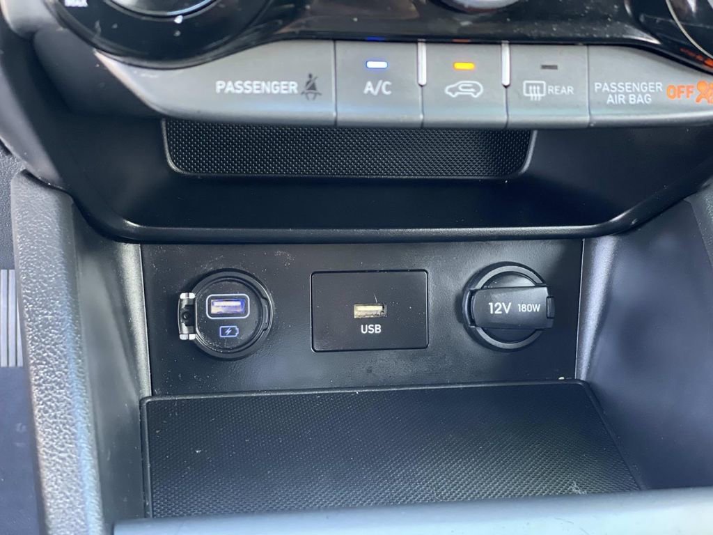 Certified 2022 Hyundai Kona SEL w/ Cargo Package AWD/4WD image 13