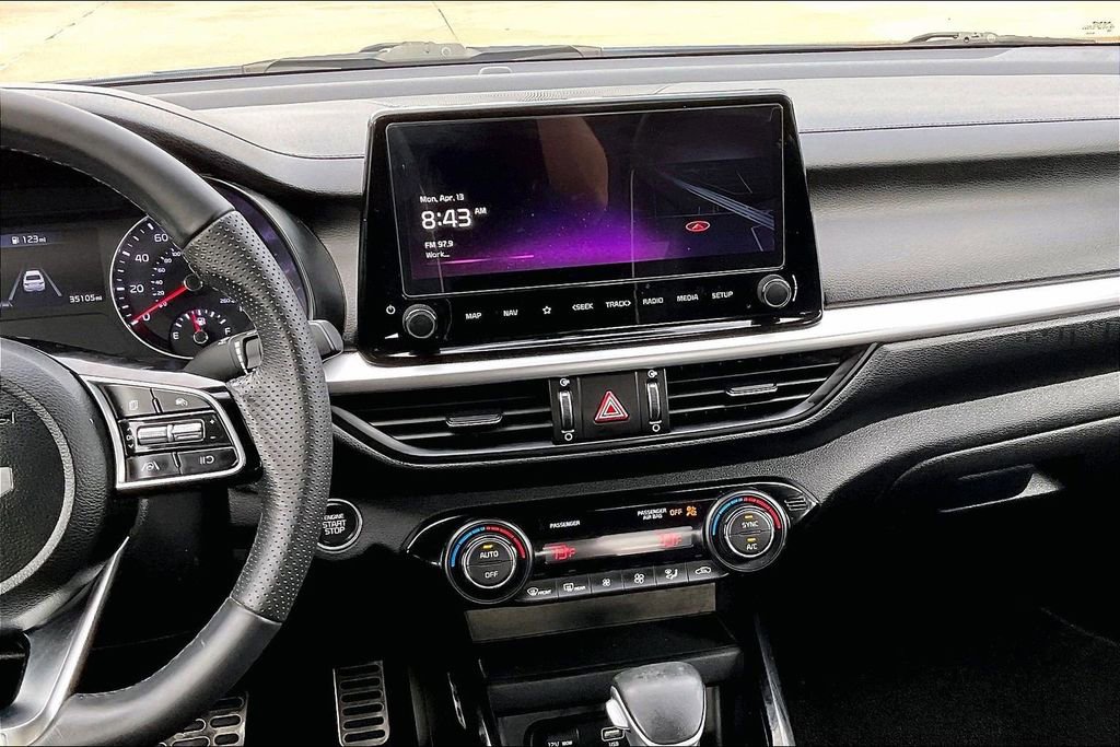 Certified 2023 Kia Forte GT-Line image 6