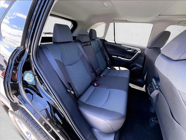 Used 2025 Toyota RAV4 XLE w/ Convenience Package FWD image 29