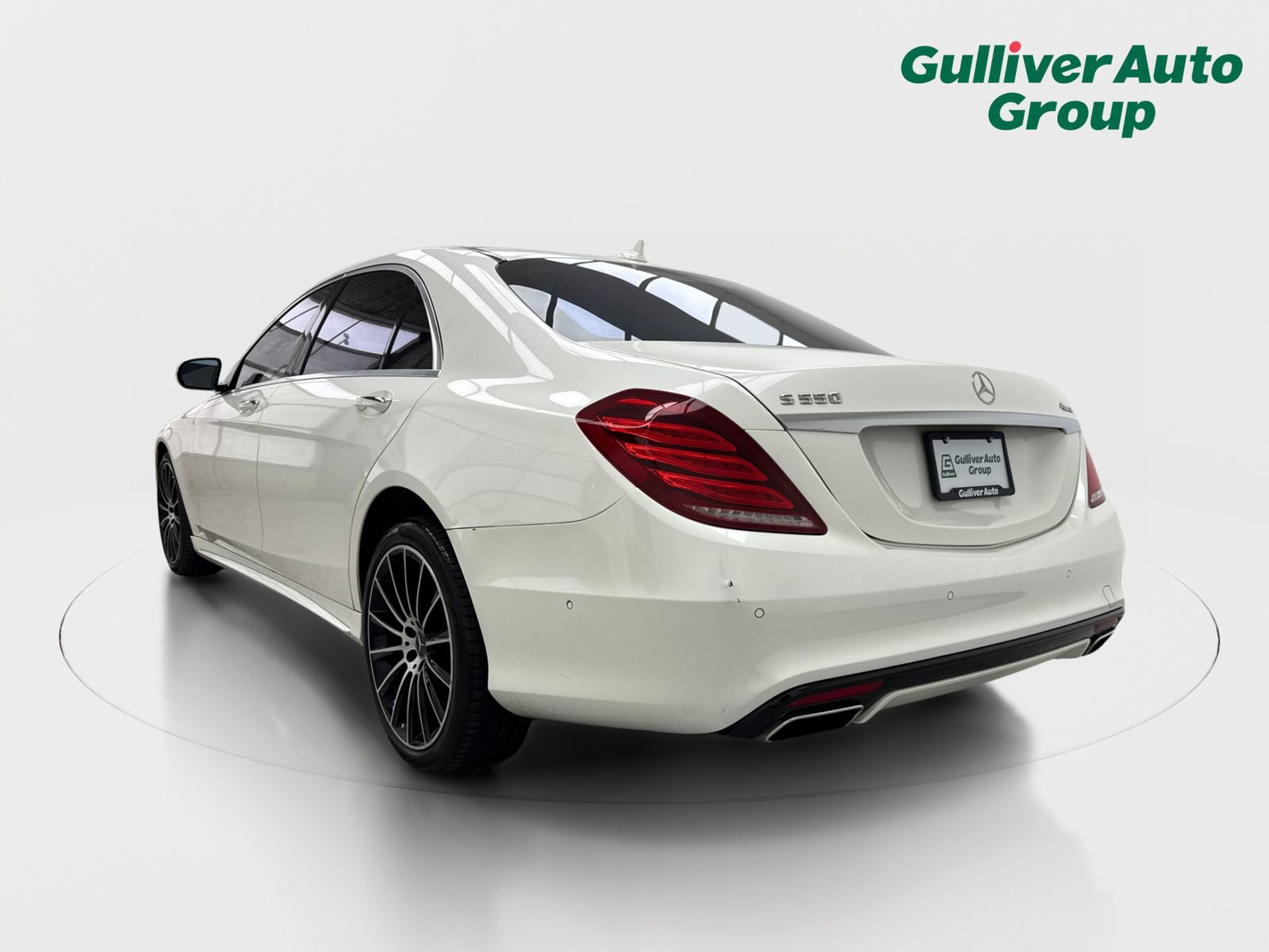 Used 2015 Mercedes-Benz S 550 4MATIC Sedan image 5