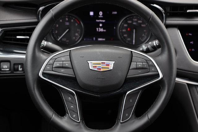 New 2025 Cadillac XT5 Premium Luxury w/ Technology Package FWD image 28