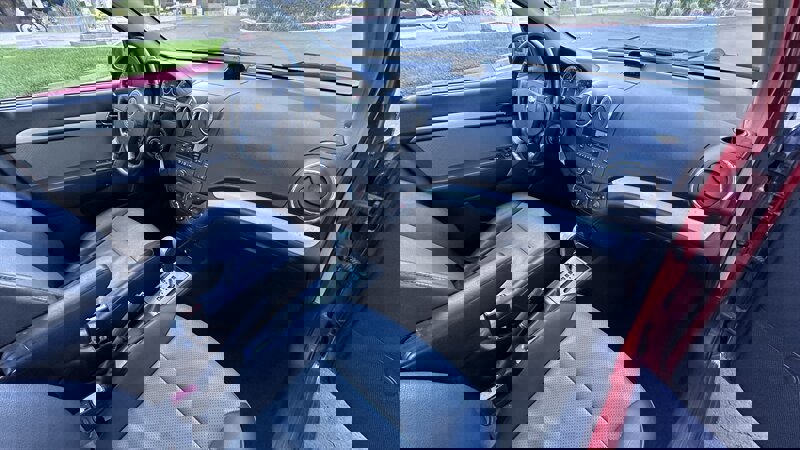 Used 2011 Chevrolet Aveo LT image 12