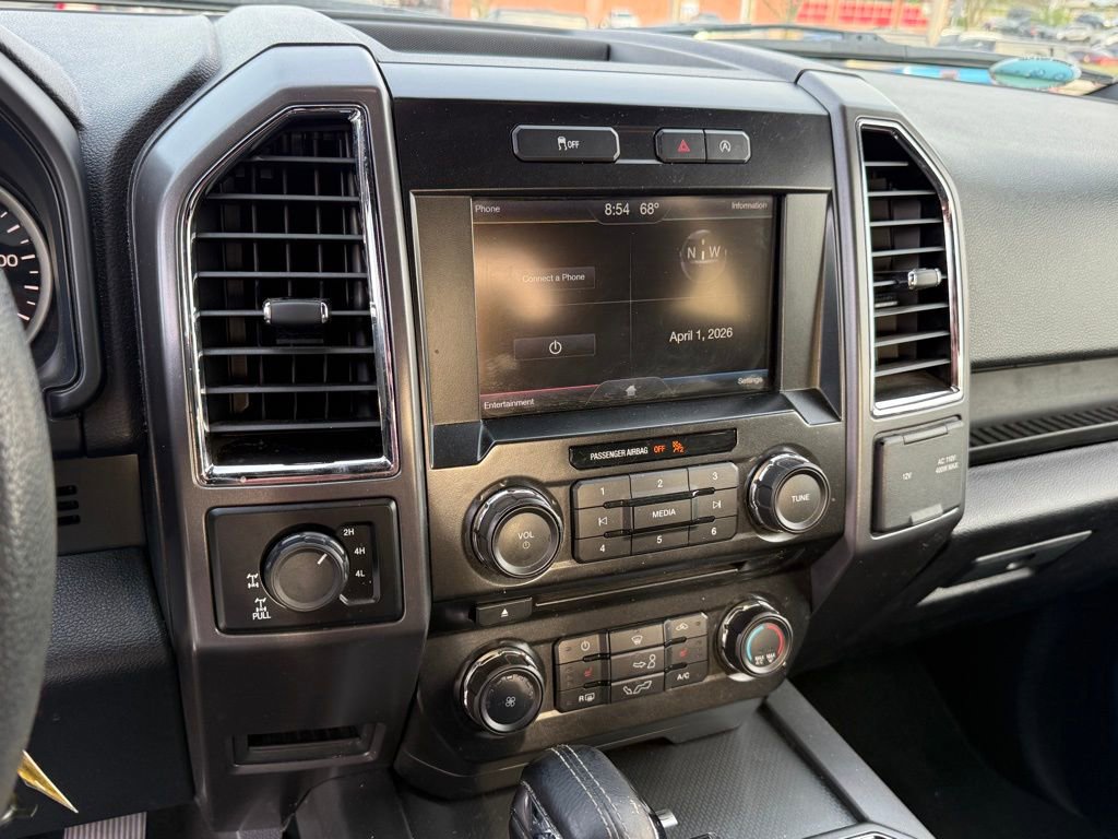 Used 2015 Ford F150 XLT w/ Equipment Group 302A Luxury image 20