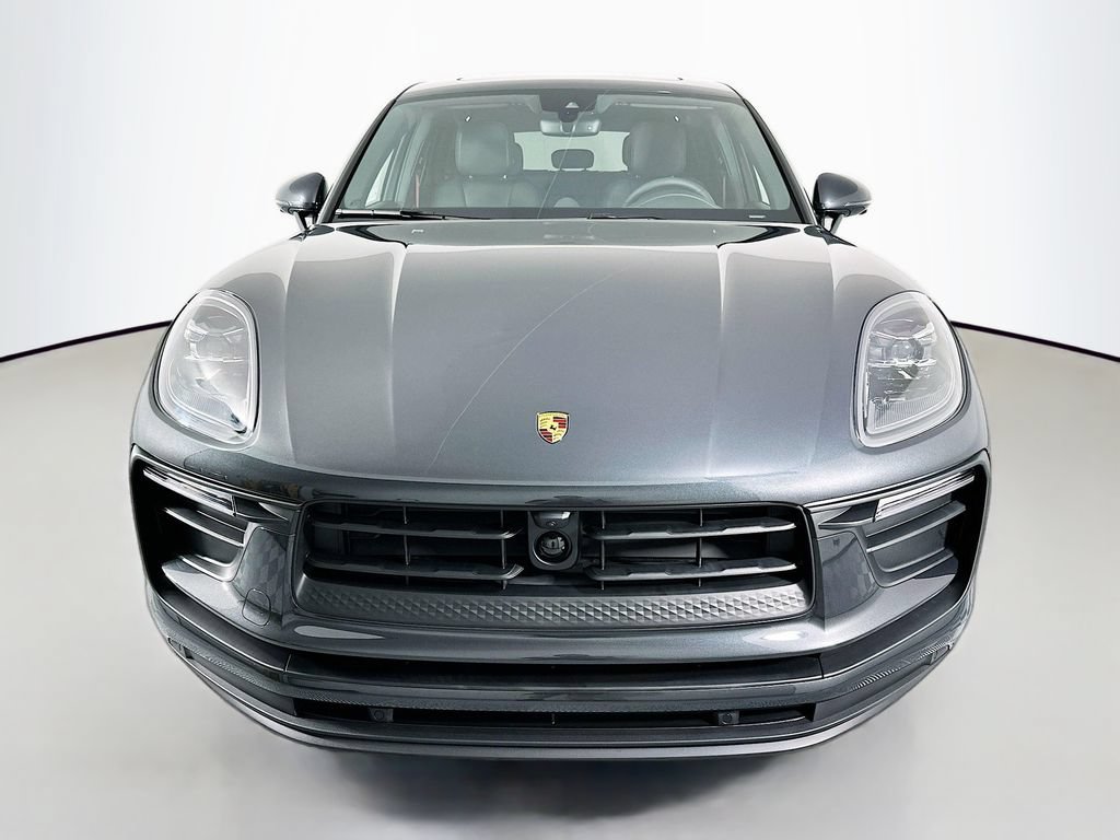 New 2026 Porsche Macan AWD/4WD image 6