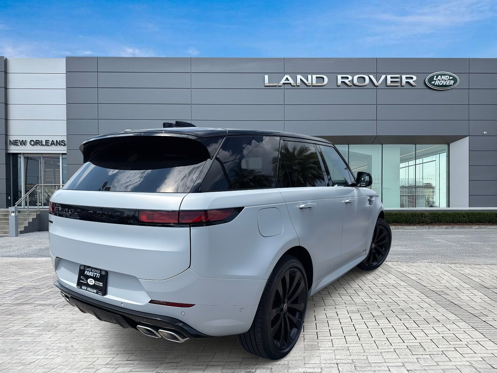 New 2025 Land Rover Range Rover Sport Autobiography image 5