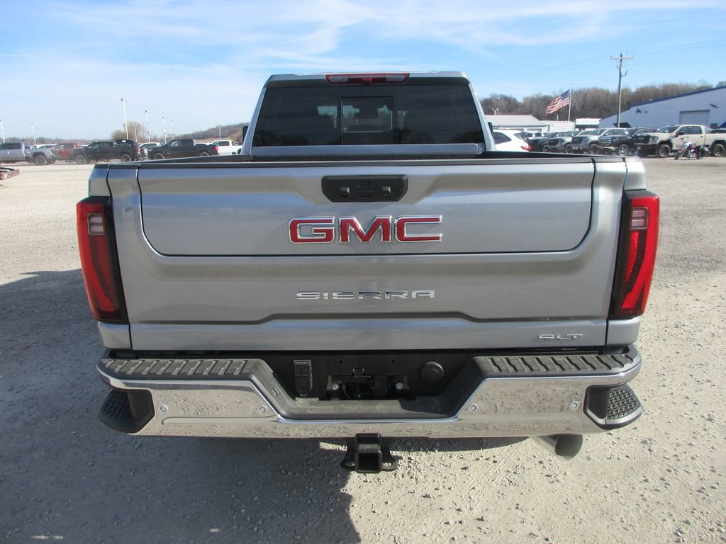 New 2026 GMC Sierra 3500 SLT w/ SLT Premium Package image 6