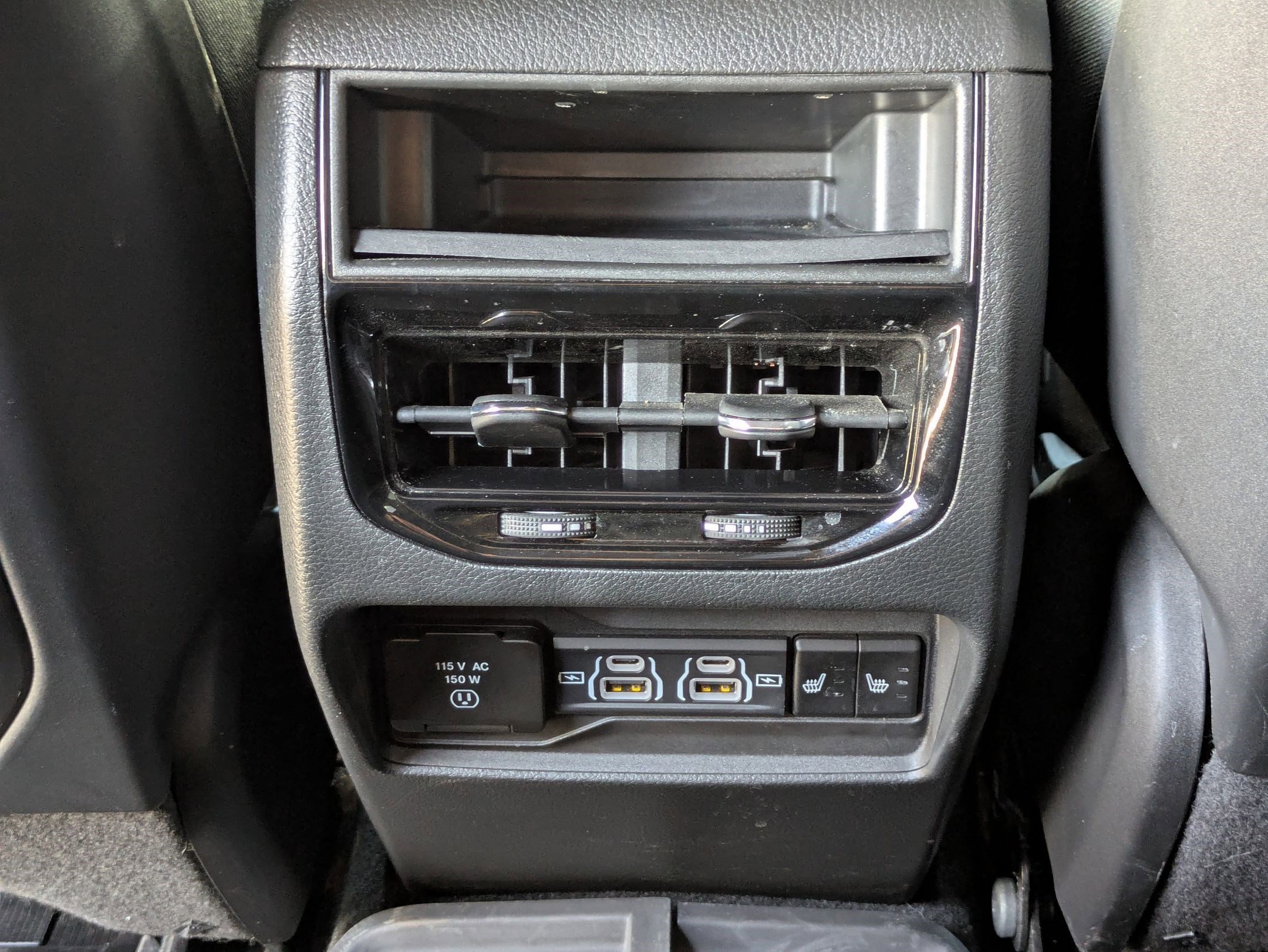 Used 2024 Jeep Grand Cherokee Limited w/ Luxury Tech Group II AWD/4WD image 24