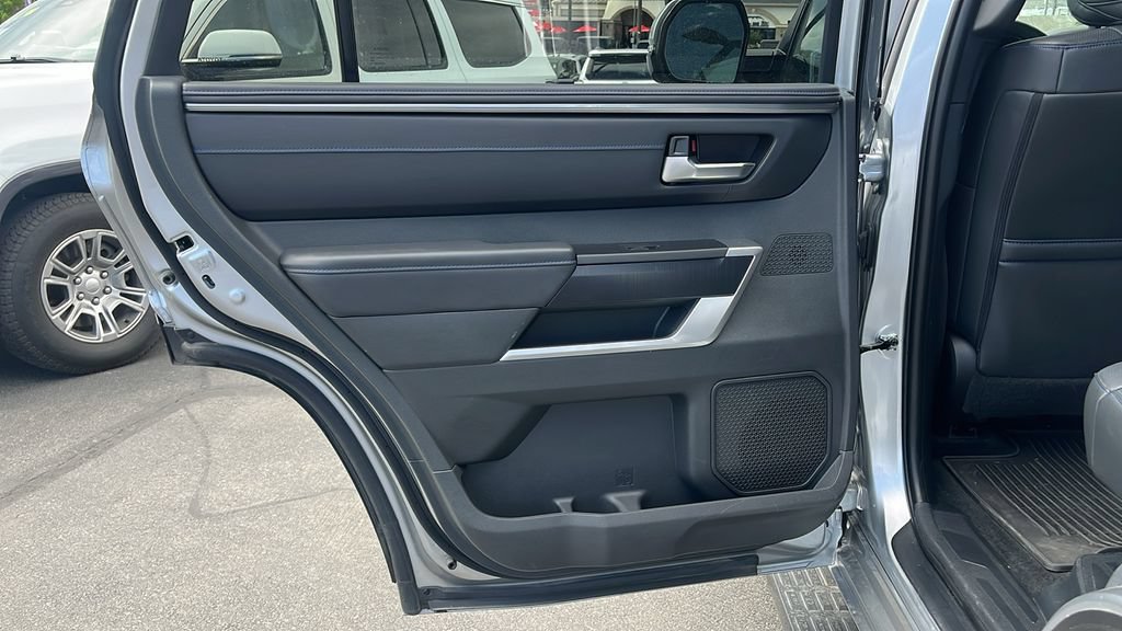 Used 2024 Toyota Sequoia Platinum AWD/4WD image 19